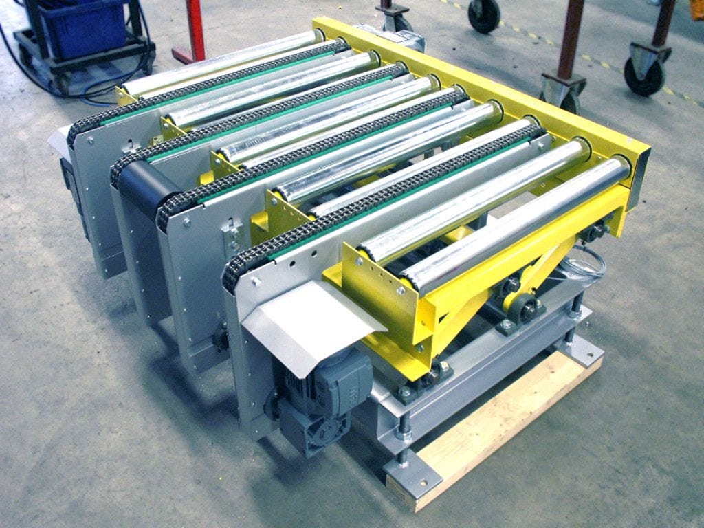 MH Modules KE500 Lifting And Lowering Roller Conveyor With 4 Stringed Chain Conveyor