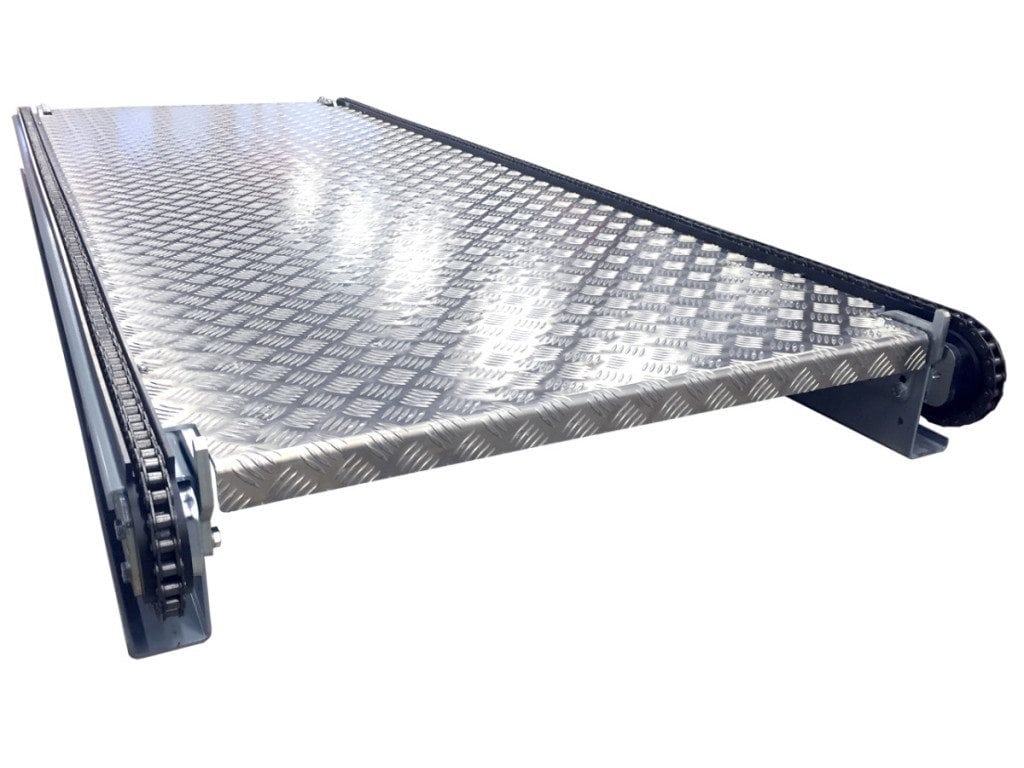 MH Modules PA1500 Chain Conveyor With Checker Plate